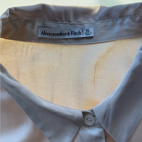 Abercrombie & Fitch Button-Up Satin Pullover Top Size XL Office Business Career - Picture 5 of 7